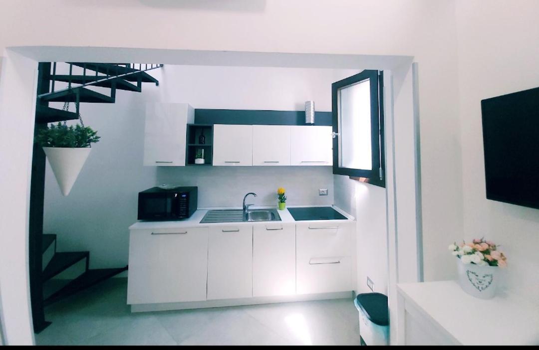 Dimora Asmara 11 15 Daire Brindisi Dış mekan fotoğraf