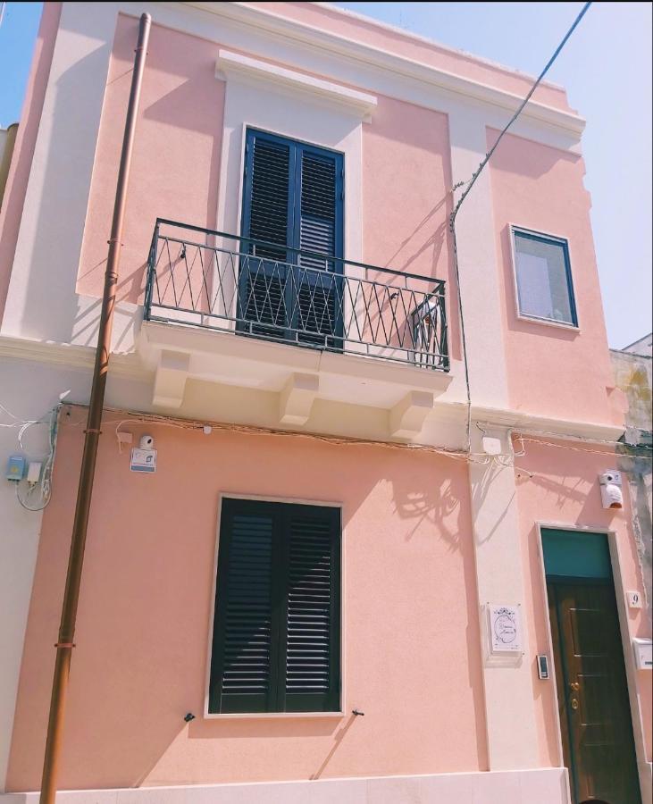 Dimora Asmara 11 15 Daire Brindisi Dış mekan fotoğraf