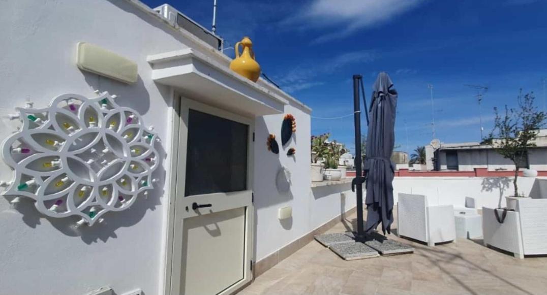 Dimora Asmara 11 15 Daire Brindisi Dış mekan fotoğraf